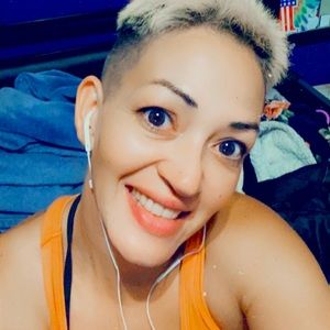 Meet your Posher, Janelle